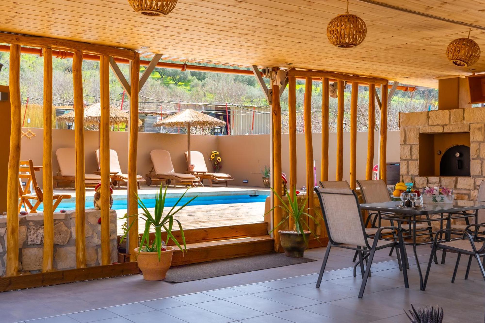 Countryhouse Villa With Pool & Private Parking Iraklio Eksteriør billede
