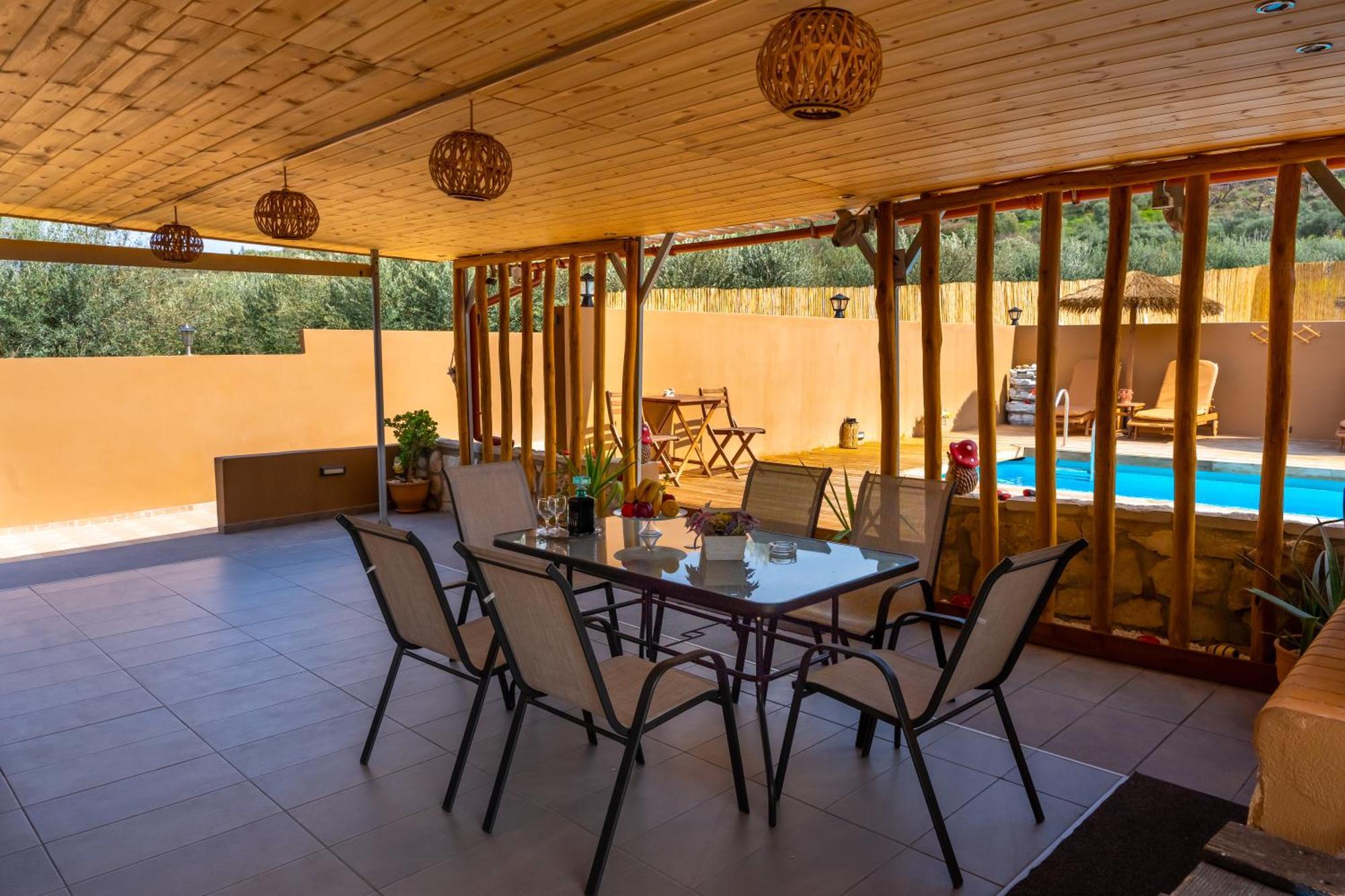 Countryhouse Villa With Pool & Private Parking Iraklio Eksteriør billede