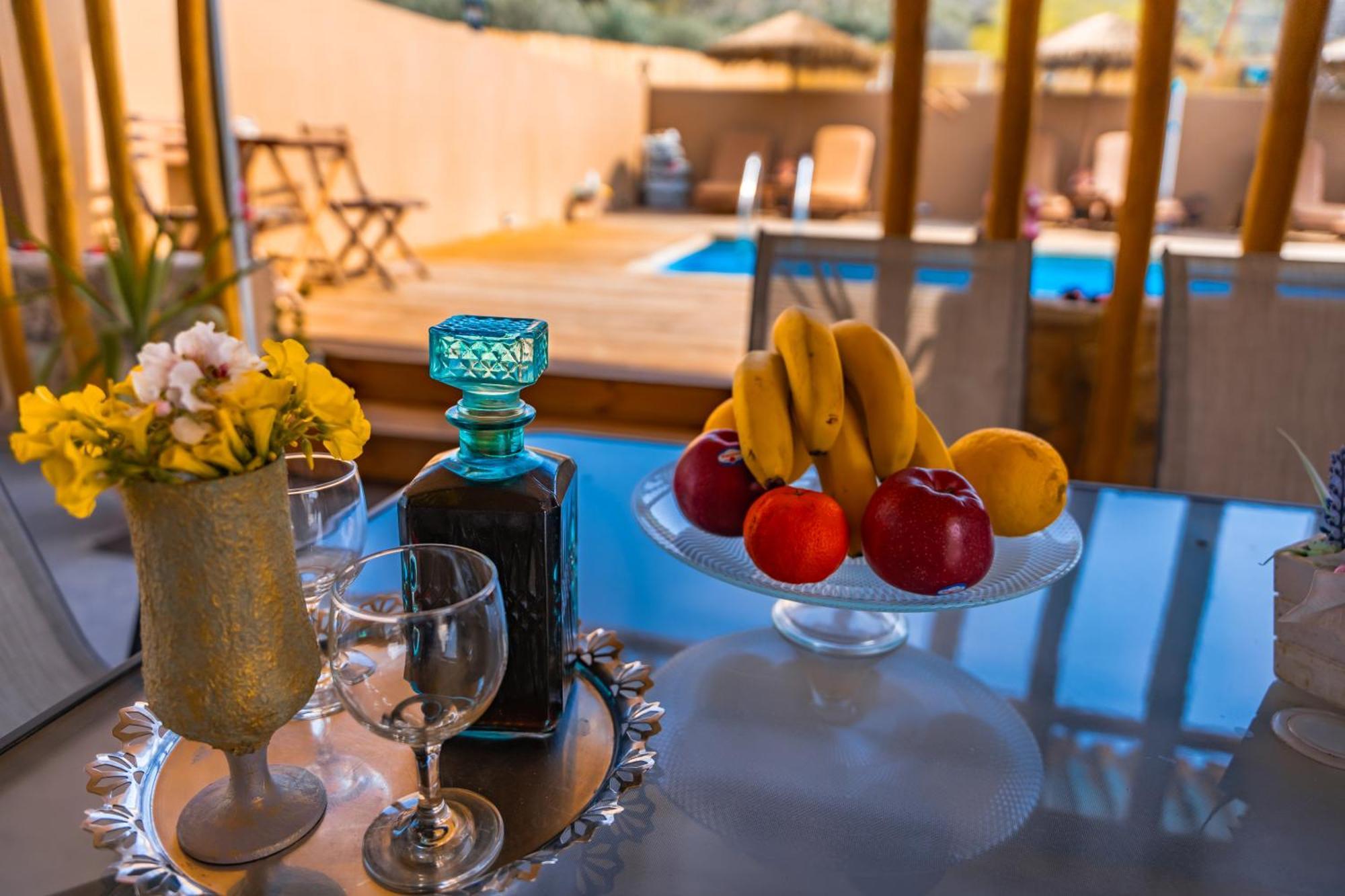 Countryhouse Villa With Pool & Private Parking Iraklio Eksteriør billede