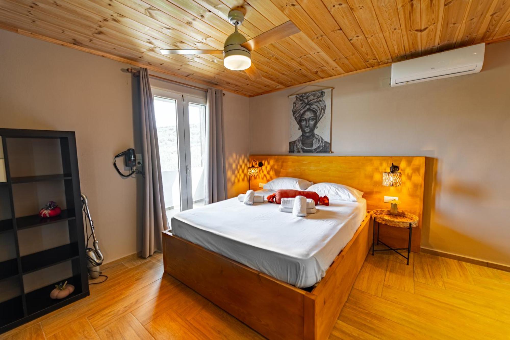 Countryhouse Villa With Pool & Private Parking Iraklio Eksteriør billede