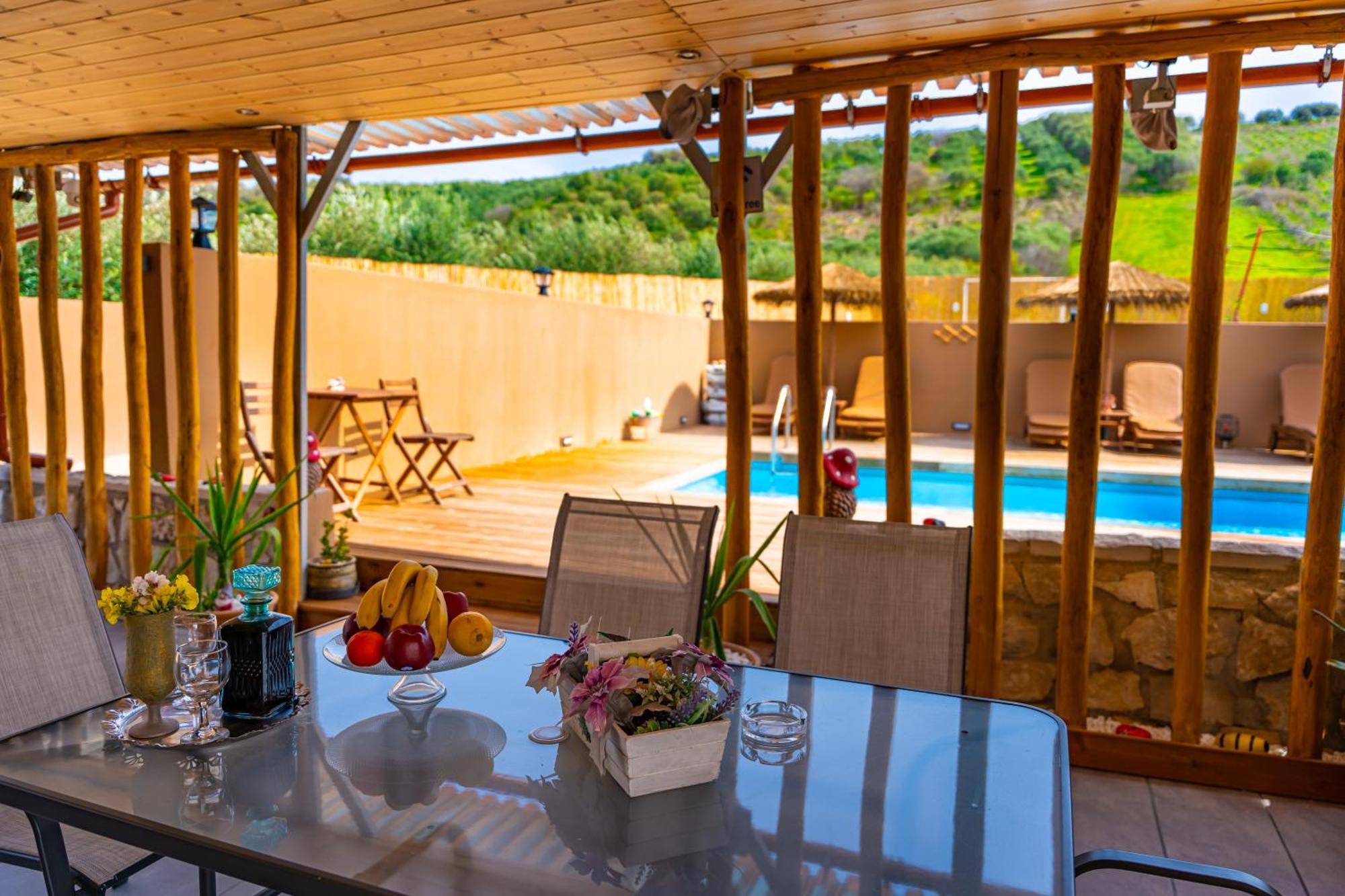 Countryhouse Villa With Pool & Private Parking Iraklio Eksteriør billede