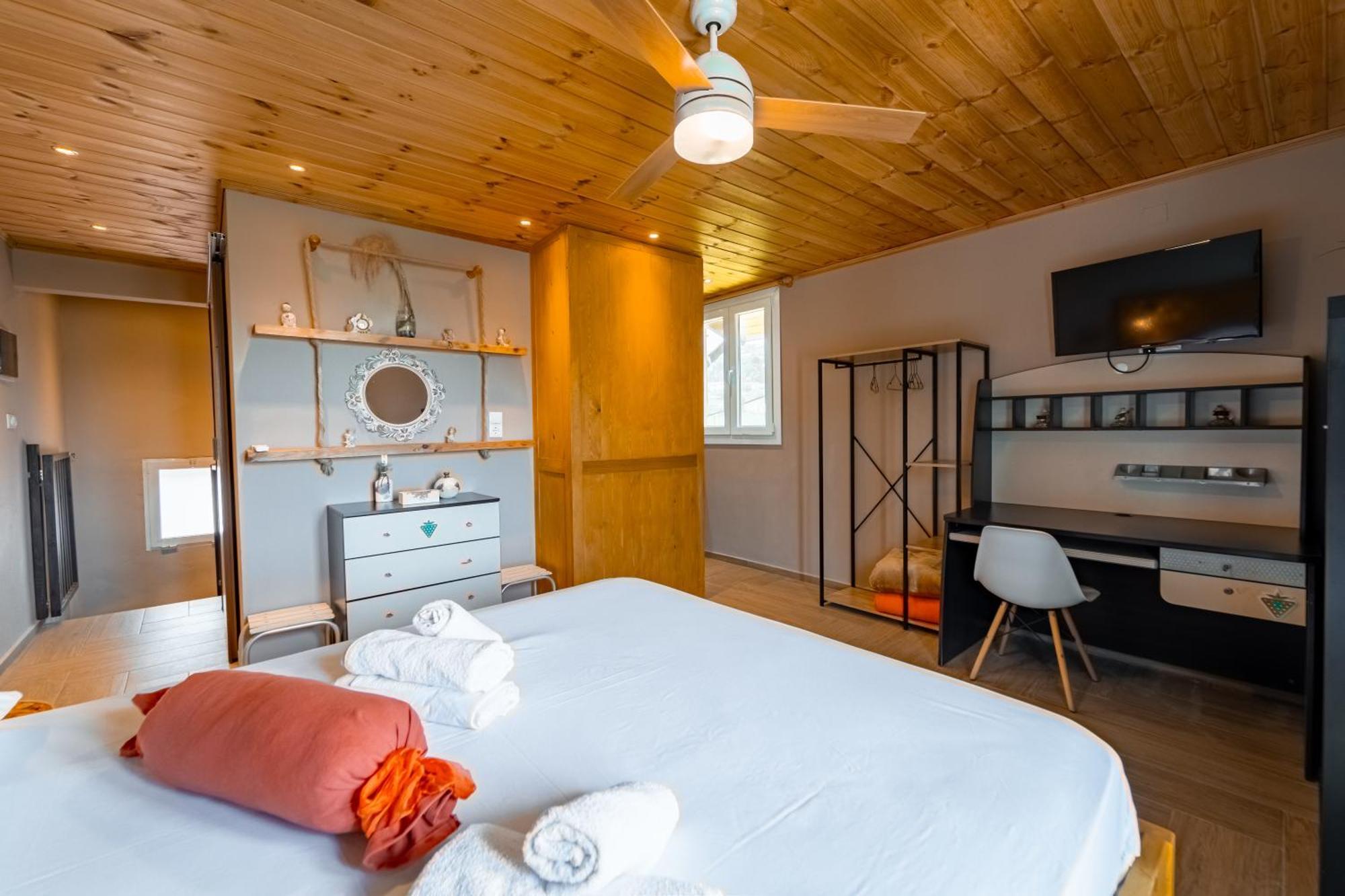 Countryhouse Villa With Pool & Private Parking Iraklio Eksteriør billede