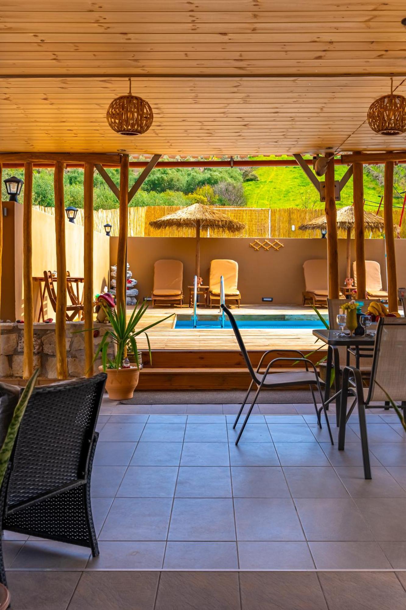 Countryhouse Villa With Pool & Private Parking Iraklio Eksteriør billede