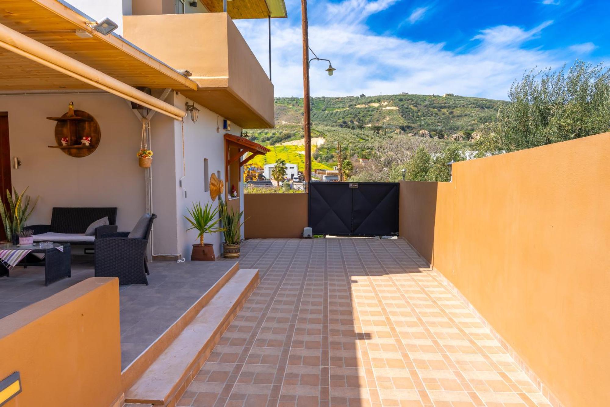 Countryhouse Villa With Pool & Private Parking Iraklio Eksteriør billede
